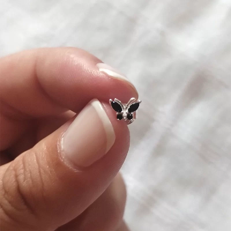 Aro miniatura mariposa black plata 925 y cubic